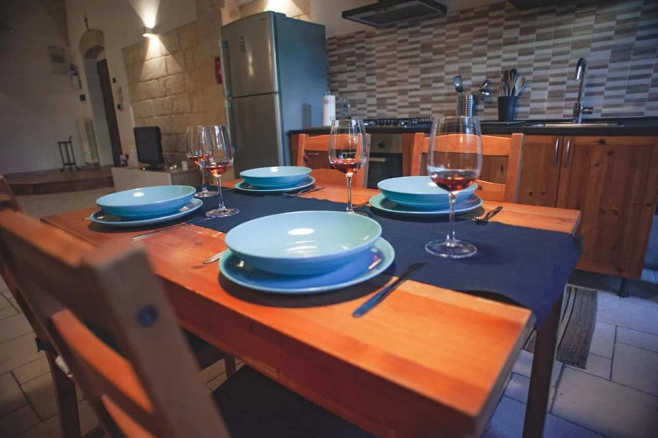 Apartament Dimora Dei Nonni Bari Włochy
